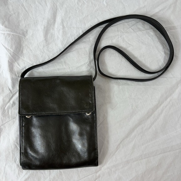 Tusk Handbags - VTG Tusk Designer Black Leather Crossbody Bag Minimalist‎ Chic Organizer Travel
